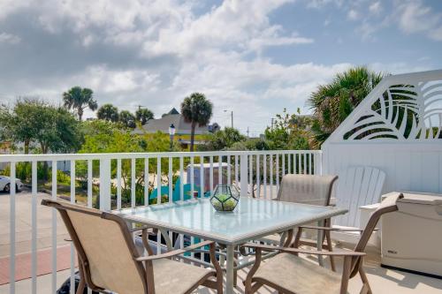 Gallery image of Walk to Cocoa Beach Condo with Patio! in Cocoa Beach