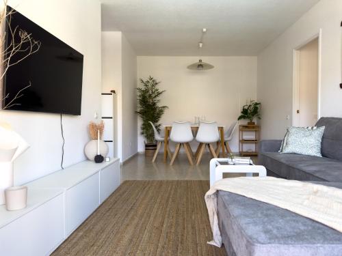 Los Cristianos Sea View Apartment Pool and Tennis