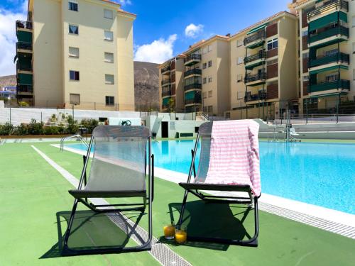 3 bedrooms, 2 bathrooms, sea view, pool, tennis court