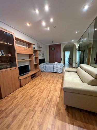 Estudio para parejas con WIFI en la playa