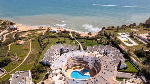 Apartment Estrelícia Direct beach access