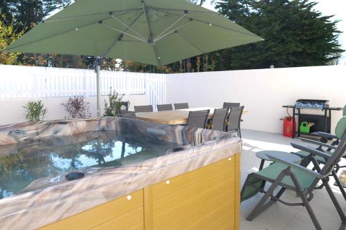 Jolie et grande maison rénovée quartier Le Hameau des Pins Les Sables - 8 personnes