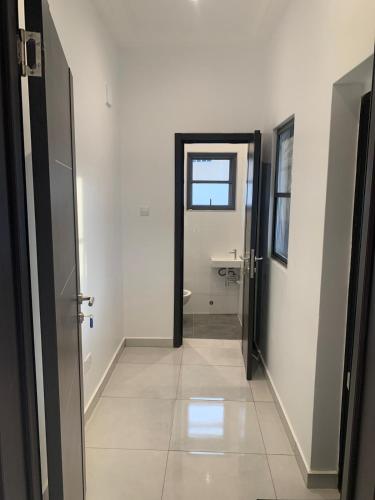 Ένα μπάνιο στο Golden Hayat Suites