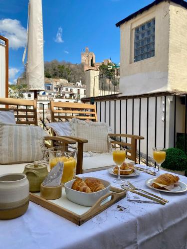 At the foot of the Alhambra