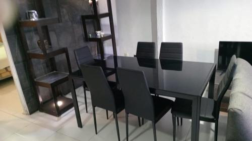 Ruang duduk di Casa Eric