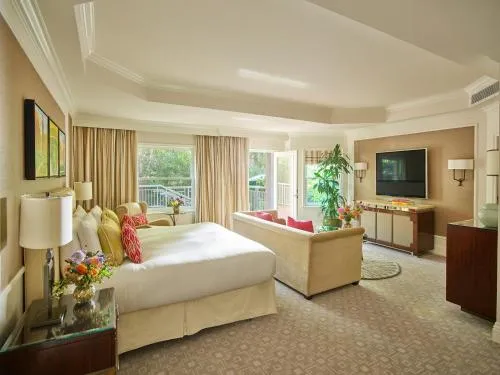 The Beverly Hills Hotel - Dorchester Collection photo 28