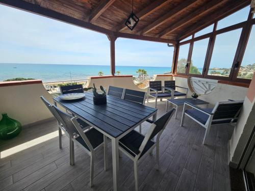 Afbeelding uit fotogalerij van FronteMare Locazione Turistica in Porto Empedocle