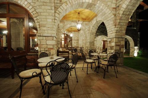 Restaurace v ubytování Kazarma Hotel