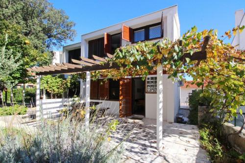 Apartments by the sea Baska, Krk - 24187