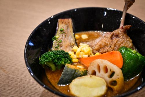 ホテルの敷地内または近くでの食事または食べ物