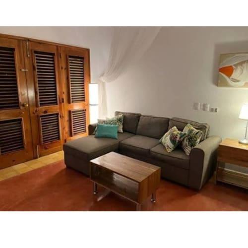 Χώρος καθιστικού στο Lovely Beach Apartment in Tranquil Playa Bonita