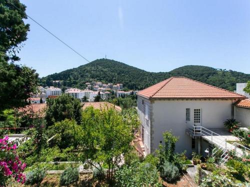 Apartments Elelu - One-Bedroom Apartment with Terrace