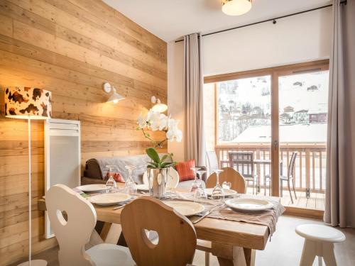 Photo de la galerie de l'établissement Apartment in Beaufort with Spa & Mountain Views, à Beaufort