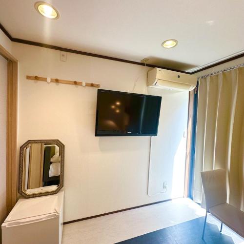 ookubo hills Room for 2 located in Shinjuku area
