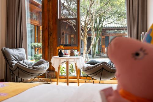 Χώρος καθιστικού στο Chengdu jinfu hotel