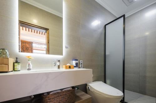 Ένα μπάνιο στο Chengdu jinfu hotel
