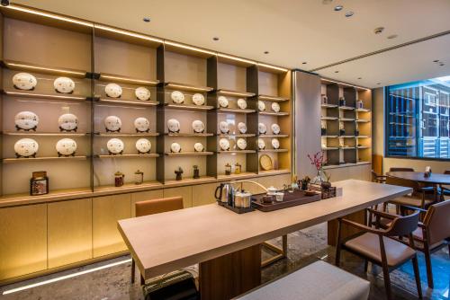 Παροχές για τσάι/καφέ στο Lijiang Deting Garden Hotel
