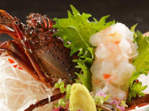 ホテルの敷地内または近くでの食事または食べ物
