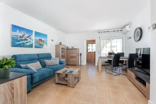 BnB Homes Apartments near Ocean & Lush Nature 500 m away from the ocean
