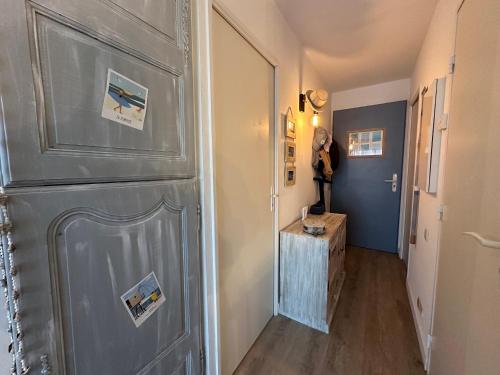 Photo de la galerie de l'établissement Appartement avec Vue Mer - Idéal pour 2 personnes - FR-1-709-90, à Fouras