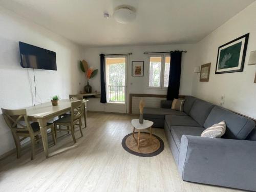 Appartement Piscine et pinede - Wifi