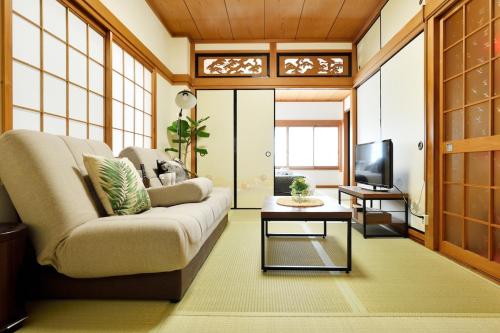 FUKUSHlMA HOUSE -spacious & convenient- 広々112平米の一軒家! 福島駅徒歩5分!