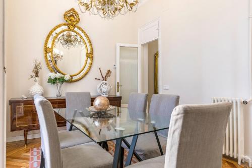 Reina 1 by Forever Rentals