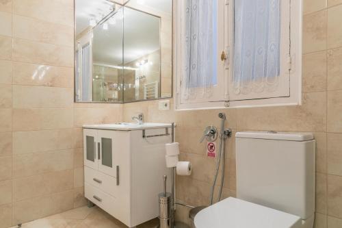 Reina 1 by Forever Rentals