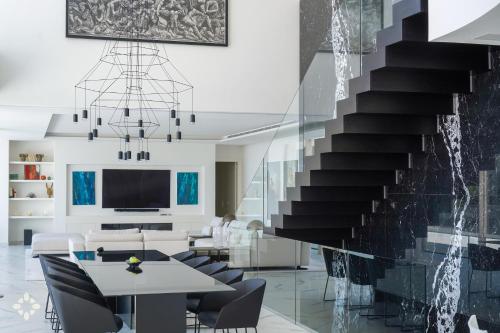 Villa Olimpia by Abahana Luxe