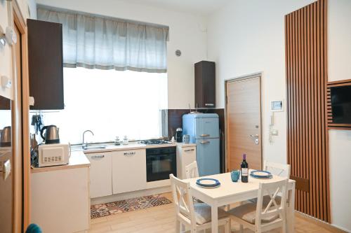 Η κουζίνα ή μικρή κουζίνα στο Nonna Tetta -Promo Dicembre-Vicino Centro