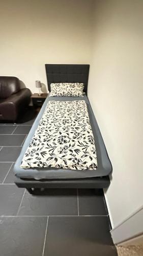 Giường trong phòng chung tại MK Apartment Delmenhorst 5 - Kostenloses WLAN - Kostenlose Parkplätze