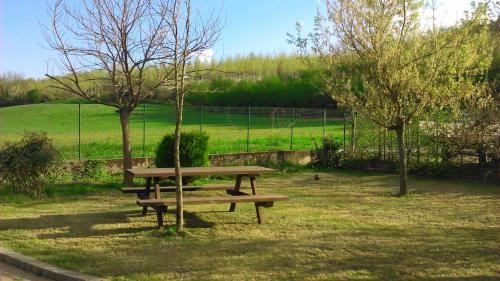Jardín al aire libre en Agriturismo Isorella