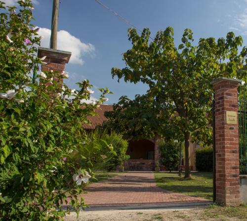 Jardín al aire libre en Agriturismo Isorella