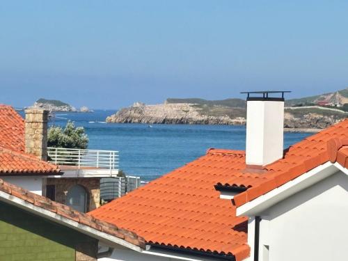 Apartamento reformado junto a la playa
