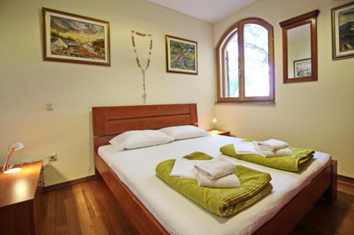 Apartments by the sea Baska, Krk - 24143