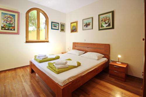 Apartments by the sea Baska, Krk - 24143