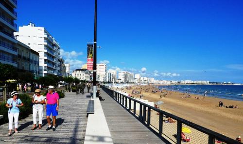 Les Sables superbe T3 cadre unique 7mn à pied de la mer