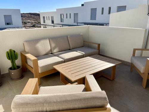 Canary Holiday Home