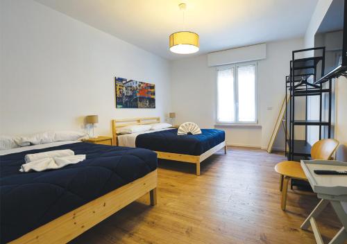 Claudio's Flat - Near Tram, Airport, Station & City Center