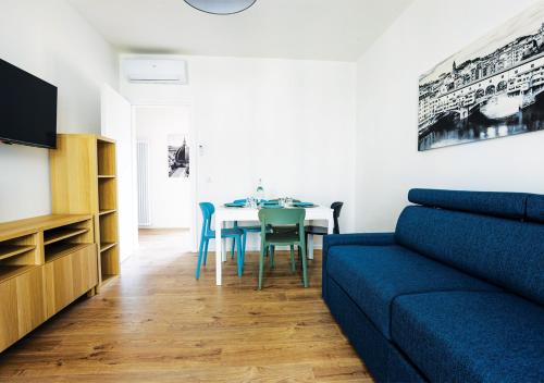 Claudio's Flat - Near Tram, Airport, Station & City Center