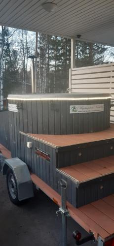 a trailer with two mattresses on top of it at Majoituspalvelu Nurmi Oy Apartment Välitie 3A in Raahe