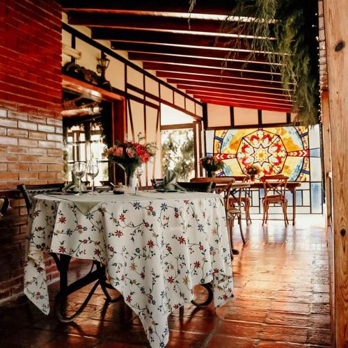 Restaurant o un lloc per menjar a Posada Don Elicio