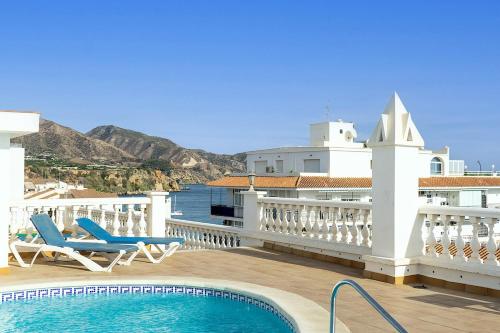 Renovated 2 bedroom in Nerja Center, Carabeo area