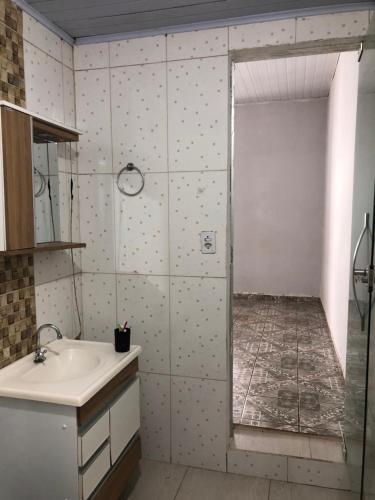 Ванная комната в Hostel Limoeiro