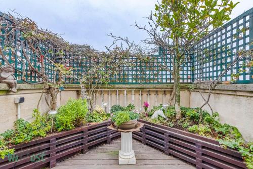 Le Boursault - Stunning Penthouse, Terrace, Parking