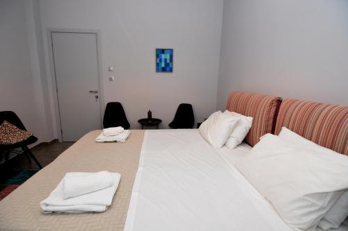 IRON Seaview Apartment