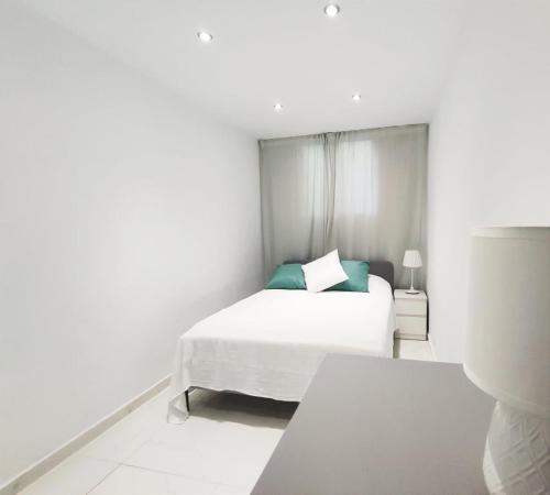 Beautiful 4 bedroom town house in Punta Lara Nerja