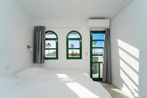 Green Haven Bungalow with Pool & Garden Terrace By Canarias Prime Homes