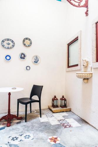 Exquisite apartment with patio Portuguese Soul Alfama 2p