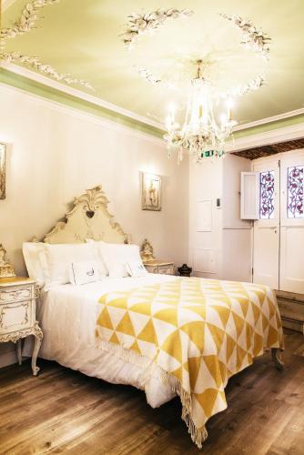 Exquisite apartment with patio Portuguese Soul Alfama 2p